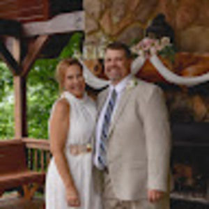 Meet your Posher, Sara solskjeer